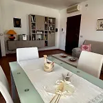 Nelmar דירה