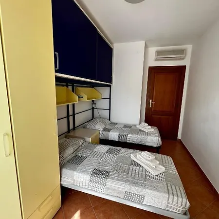 Nelmar Apartment